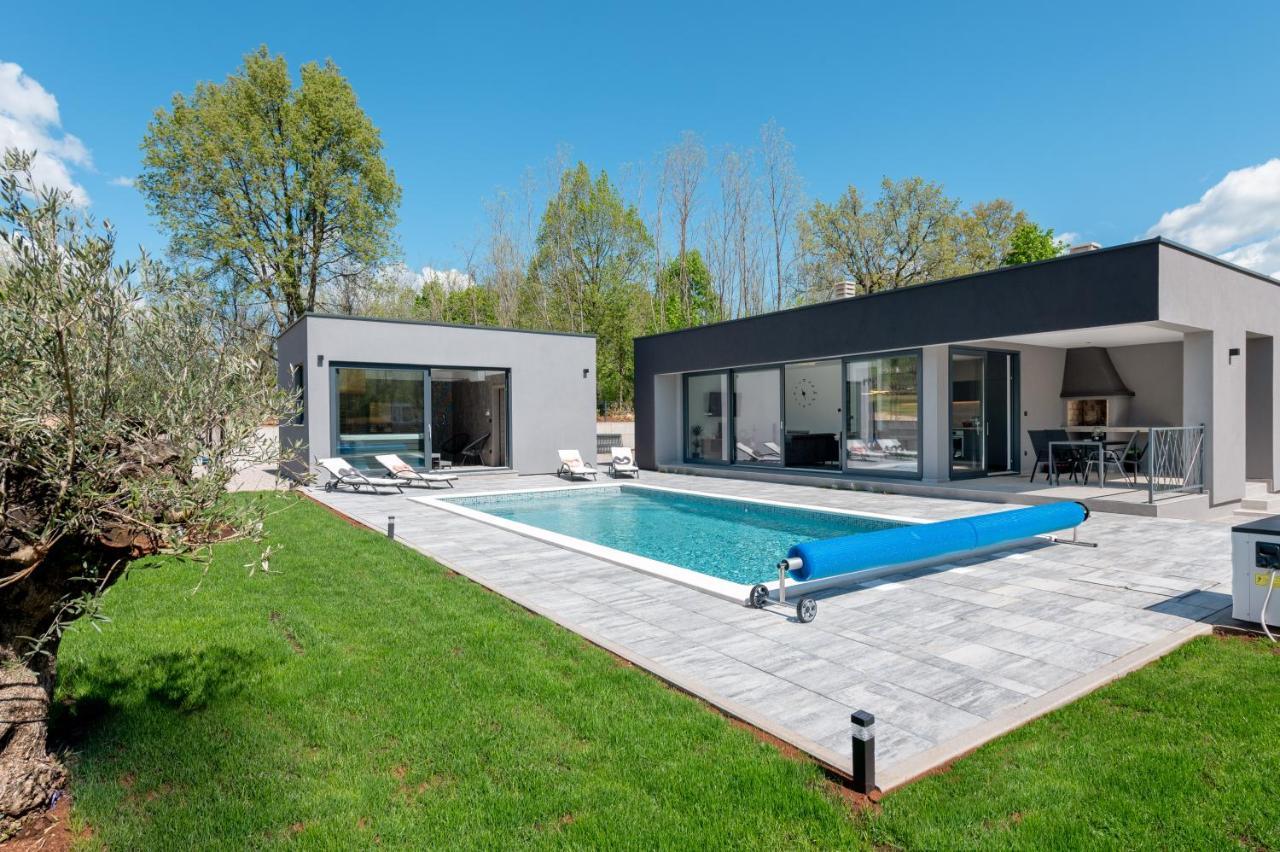 Ruzici  Green Luxury II With Heated Pool, Jacuzzi & Sauna מראה חיצוני תמונה
