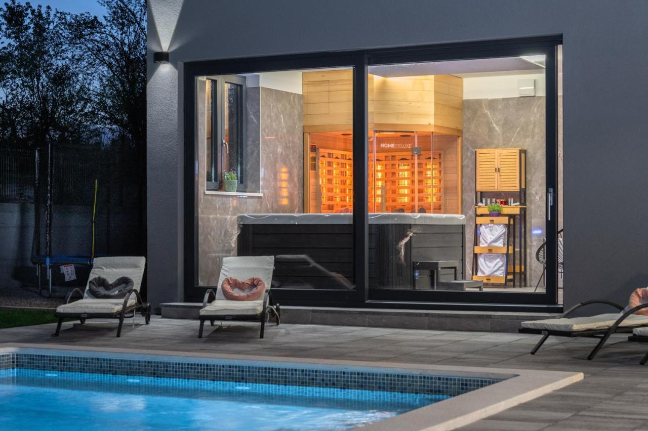 Ruzici  Green Luxury II With Heated Pool, Jacuzzi & Sauna מראה חיצוני תמונה