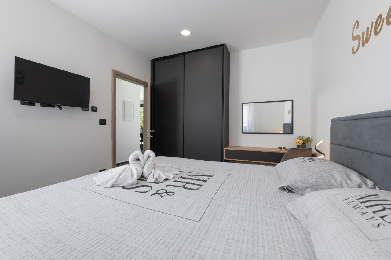 Ruzici  Green Luxury II With Heated Pool, Jacuzzi & Sauna מראה חיצוני תמונה